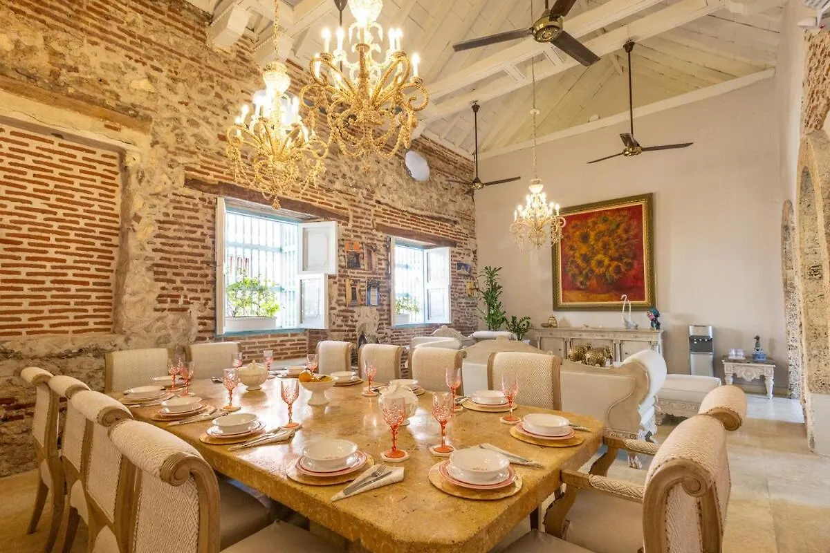 فيلا Casa Beatriz Luxury Colonial House Cartagena بيت للعطل
